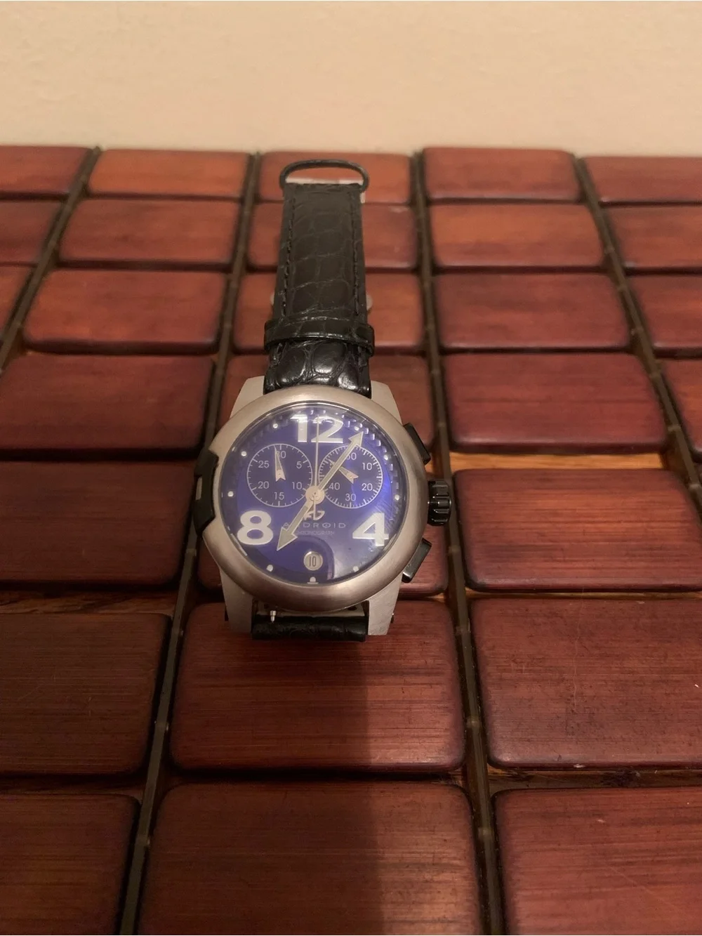 ANDROID Men’s Black Leather Strap Chronograph Watch with Blue Purple Dial